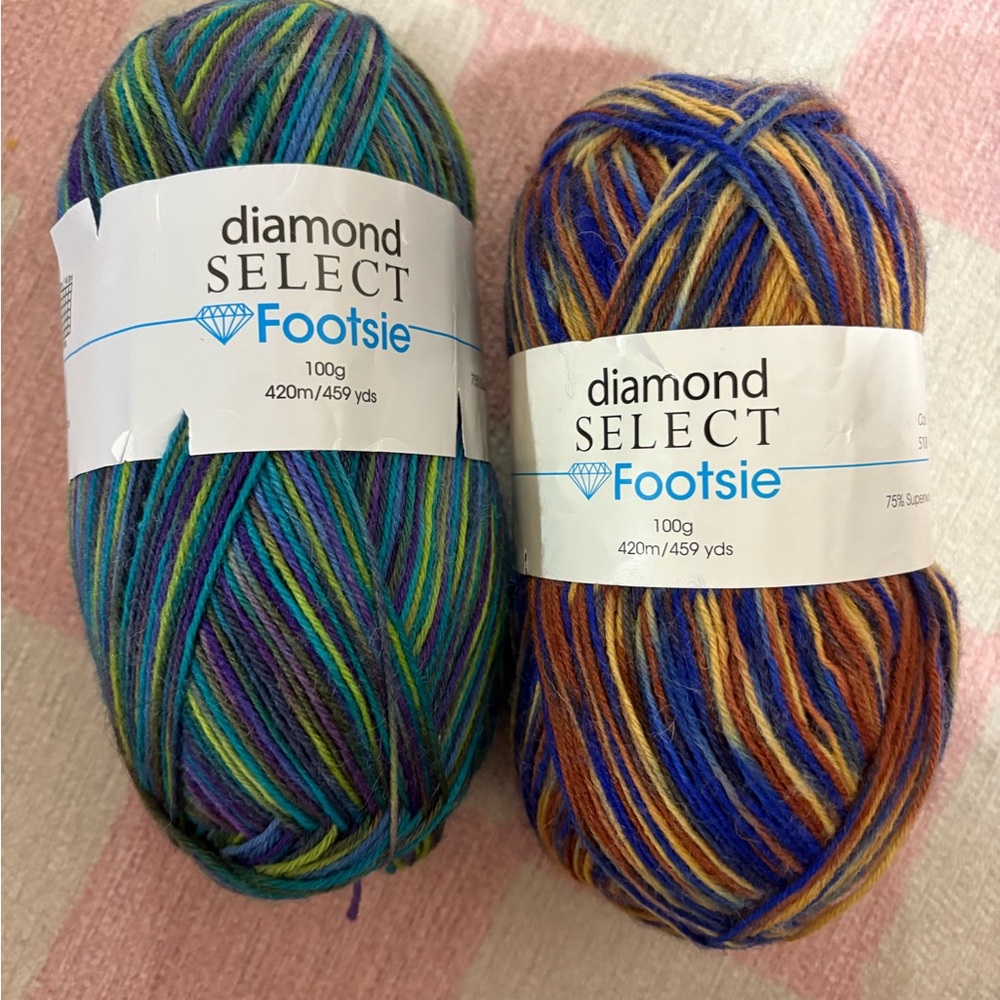 Diamond Select Footsie Multicolor wool Yarn